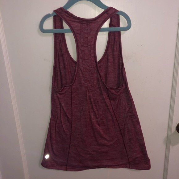 Lulu lemon tank top - Picture 2 of 4